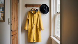 從'濕身'到'干爽'：靈科超聲波如何幫臺(tái)州雨衣實(shí)現(xiàn)完美防水？