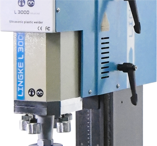 靈科超聲波焊接機細節(jié)