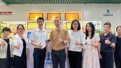 指導促發(fā)展丨香洲區(qū)政府蒞臨靈科超聲波開展指導工作