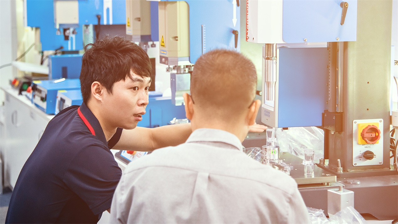 <i style='color:red'>中山</i>板芙鎮超聲波焊接機的高效應用與產業機遇