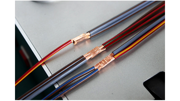 超聲波金屬焊接機：高效、精密的金屬連接技術