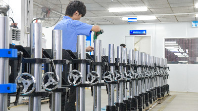 靈科超聲波焊接：門板裝飾條工藝升級的革新之選