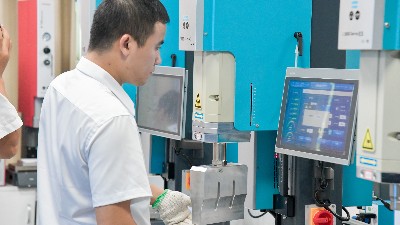 珠海平沙超聲波焊接機(jī)：當(dāng)“小鎮(zhèn)車間”遇上“<i style='color:red'>精密焊接</i>”升級(jí)潮